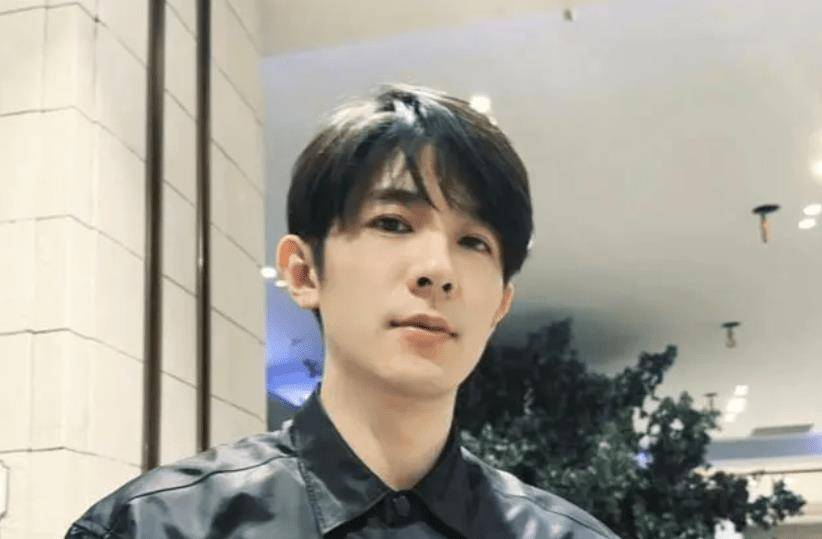 原创67"北电校草"季肖冰:被曝隐婚当爸,女友孕肚明显好事将近_演技