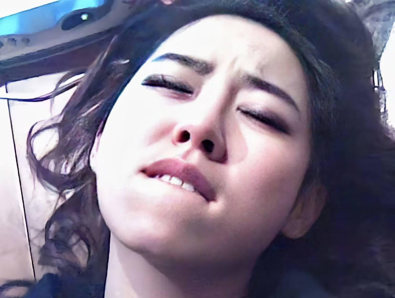 有愤怒有狞笑还有惋惜也有悲哀,多种表情出现在同一张脸上,脸色有点