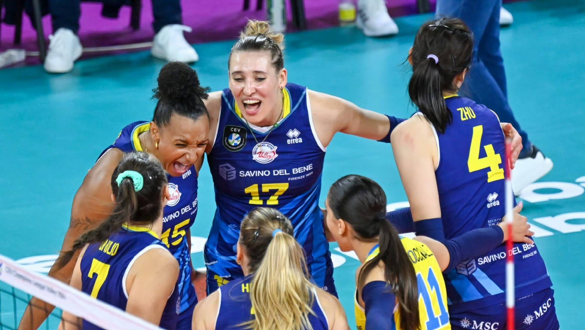 时隔多年再登欧冠赛场,斯坎迪奇女排迎来开门红_比赛_得分_失误