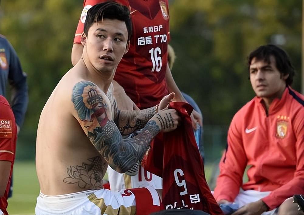 亚冠 还在中超坚持踢球老将 只剩张琳苖能入选国足_艾克森_球员_郜林