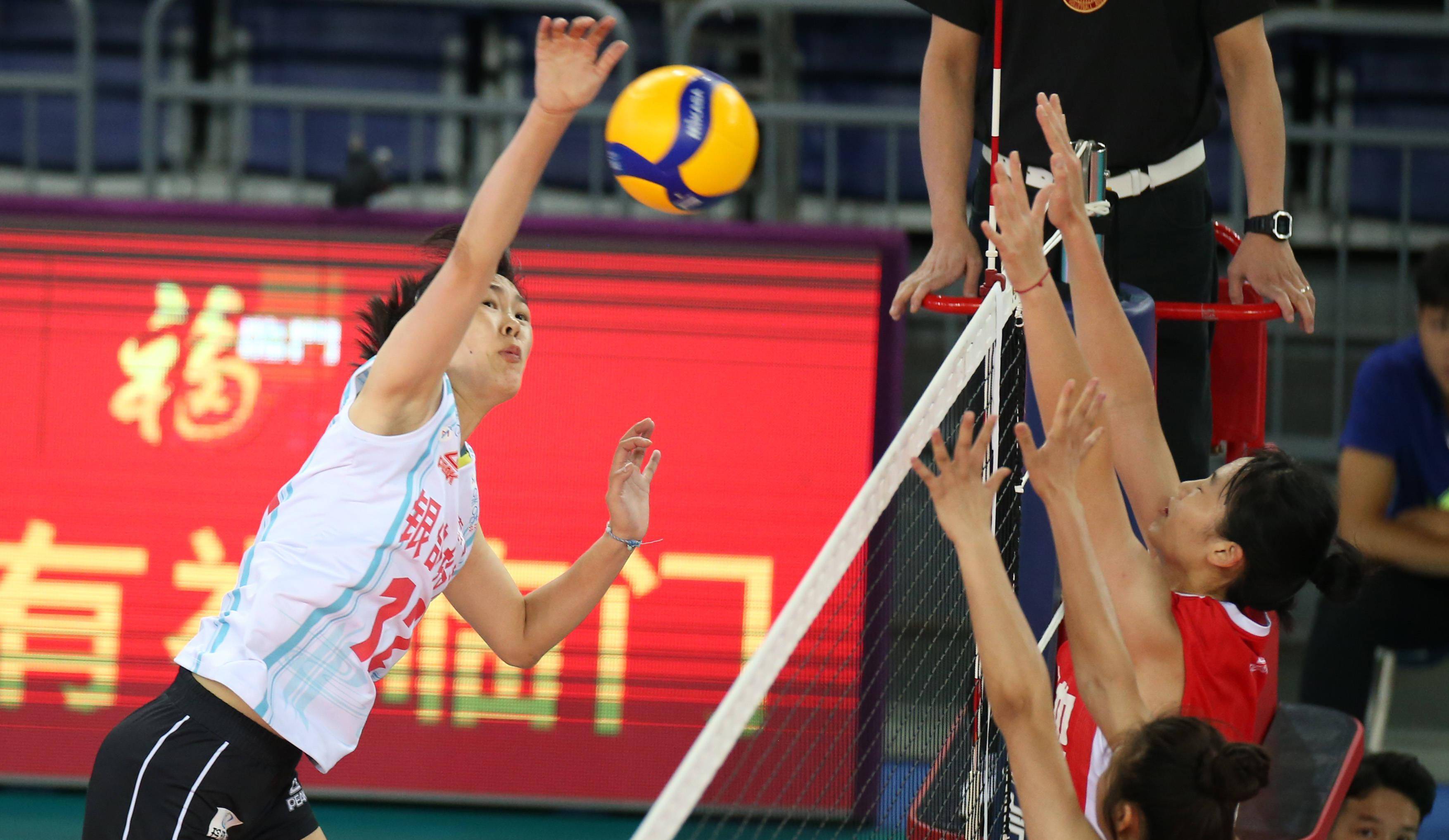 女排联赛前两轮主攻排名公布,李莹莹仅排在第四,第三名是00后进攻.