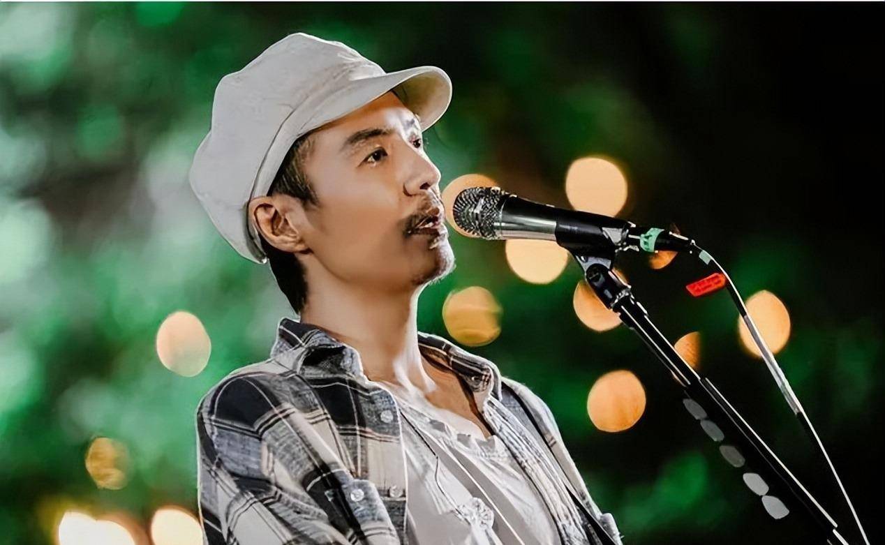 朴树:穿老汉衬领金马奖,妻子时常夜不归宿,上综艺只因没钱花?