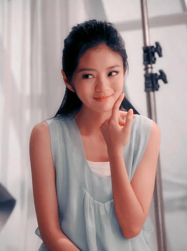 42岁安以轩身材火辣,你绝对不敢错过的辣妈!_图片_智慧_外表