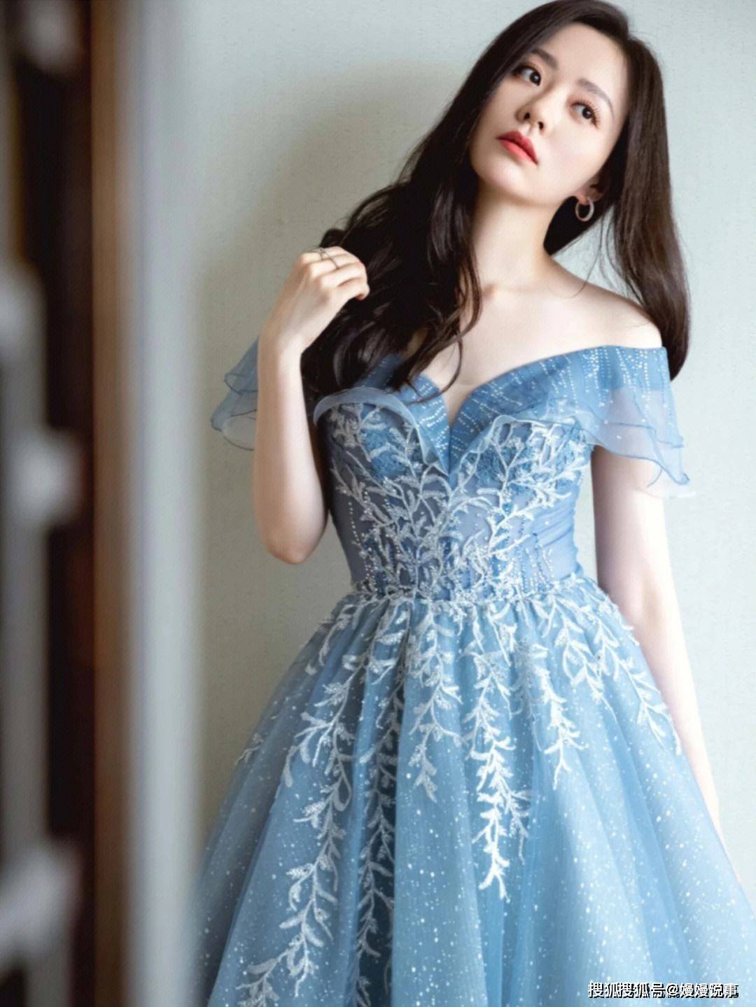 张靓颖的音乐作品风格多样,涵盖了流行,摇滚,民谣等不同类型.