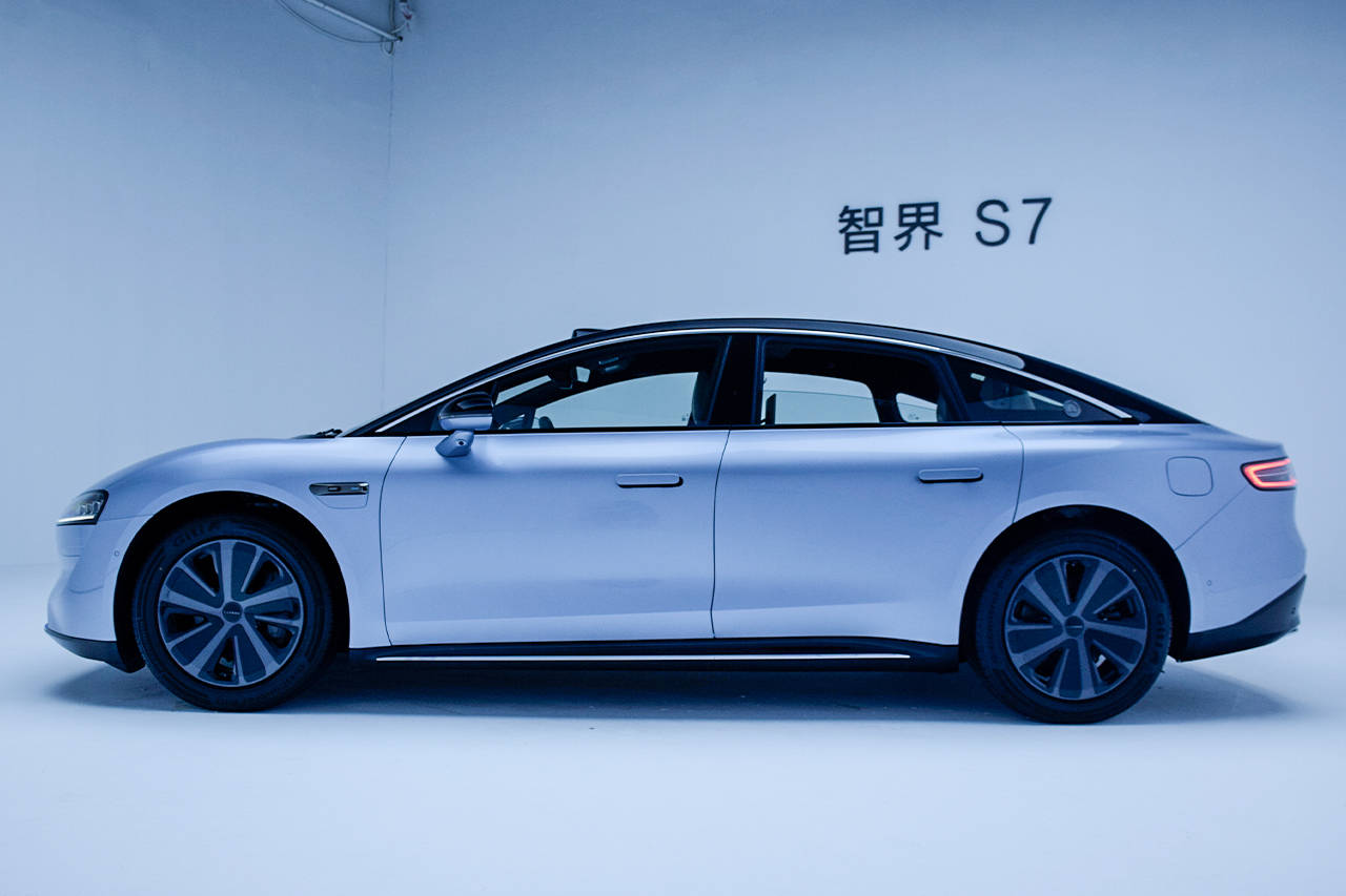华为智选首款轿车到来 还要啥bba?_搜狐汽车_搜狐网