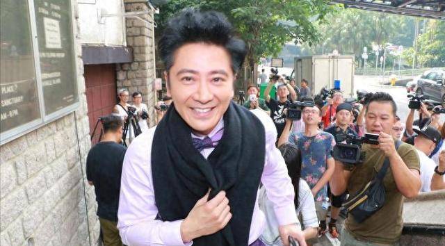 酒吧歌曲排行榜_音乐滚动-搜狐音乐(2)