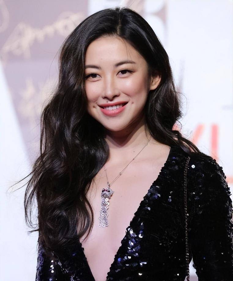 "京圈贵公主"朱珠:出生便是公主命,36岁却选择嫁给普通人_李泉_家人