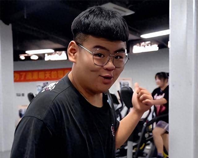 王浩南的减肥之路并不是一帆风顺的.