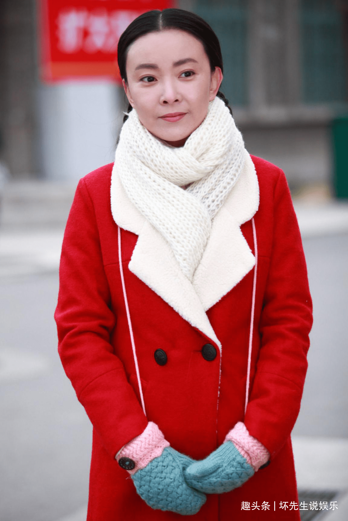 她是电视主持人,还是张嘉译女子,因戏与孙红雷生情,现怎样了?