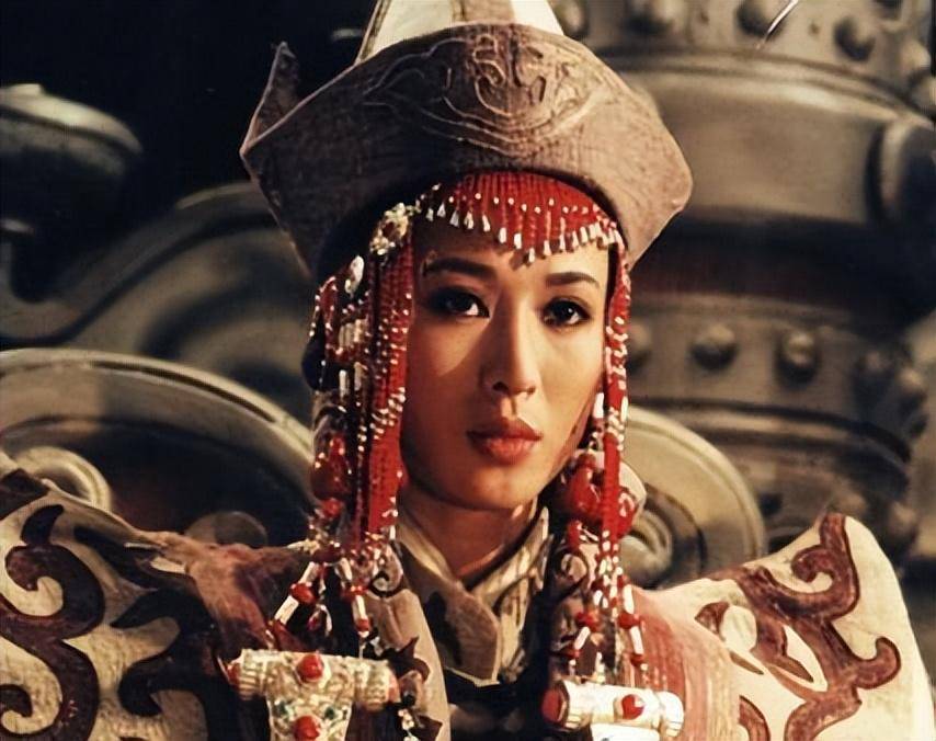 因为孛儿帖是第一斡儿朵,相当于中原皇帝的正室,他所生的四个儿子也就