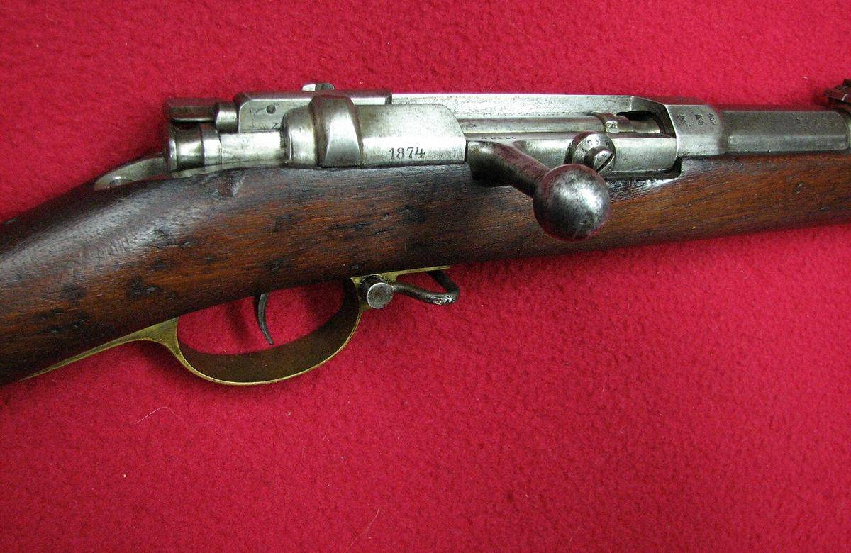 单发,栓动枪机,由 1868 年奥伯恩多夫皇家符腾堡军械库的实验型毛瑟