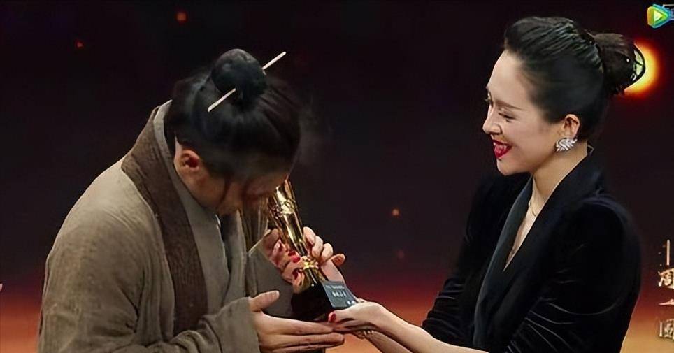 6年过去了,章子怡,已然成为朱丹婚姻中的一根刺!_周一围_丈夫_表演