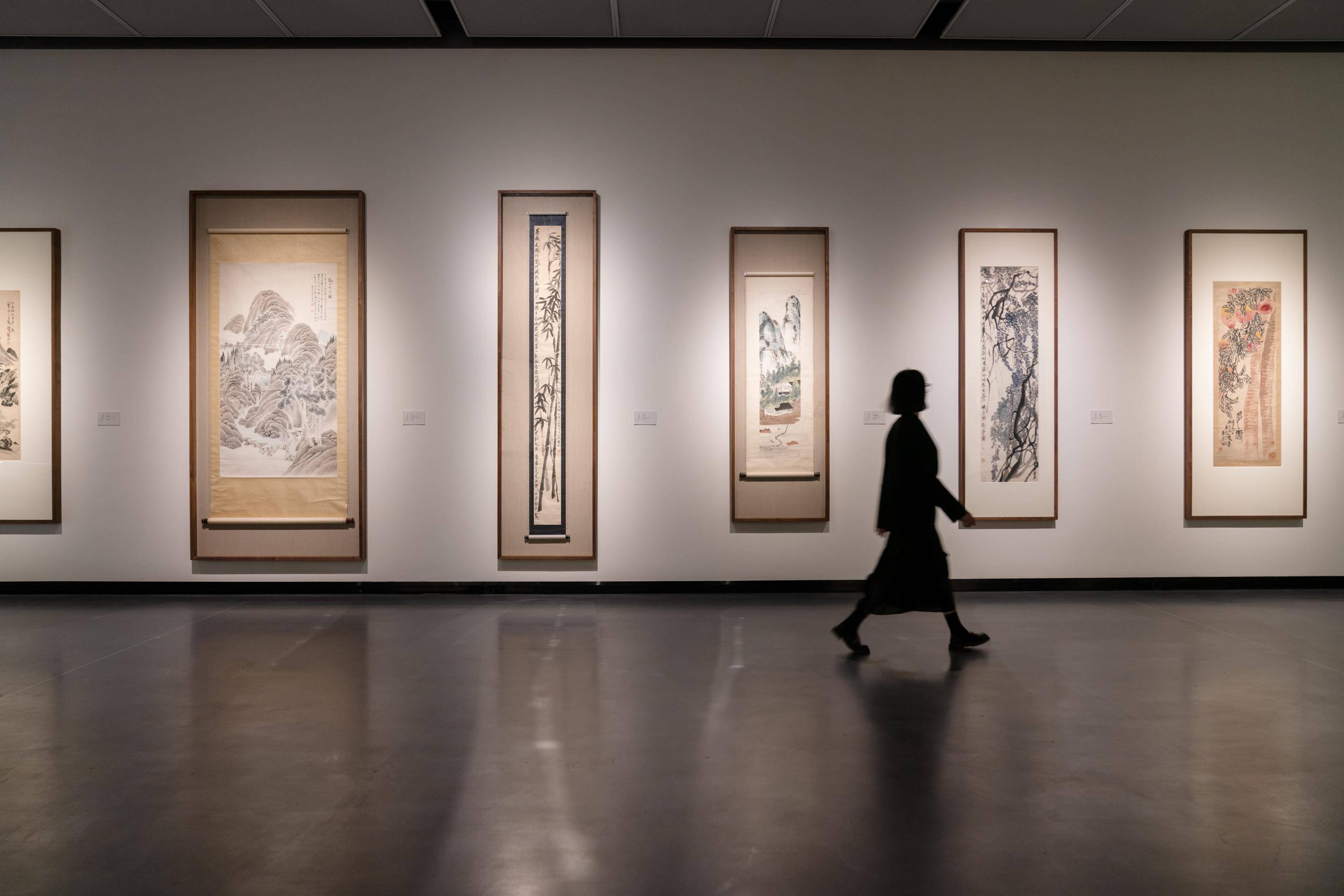 一场展览呈现花鸟画的百年艺术魅力