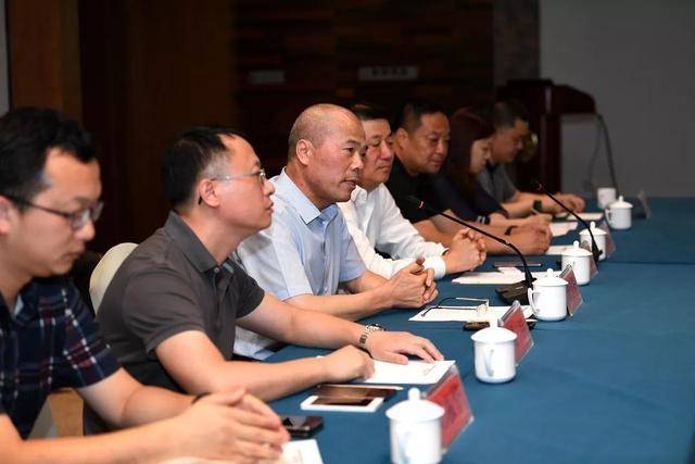 龙岩第3大富豪:24岁独闯深圳,26岁创业,现手握2家a股市值700亿_盛屯