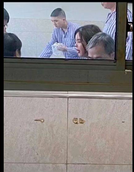 韩安冉打笑气进医院强戒画面曝光,兜儿被曝吸毒被抓,处罚书曝光_网友