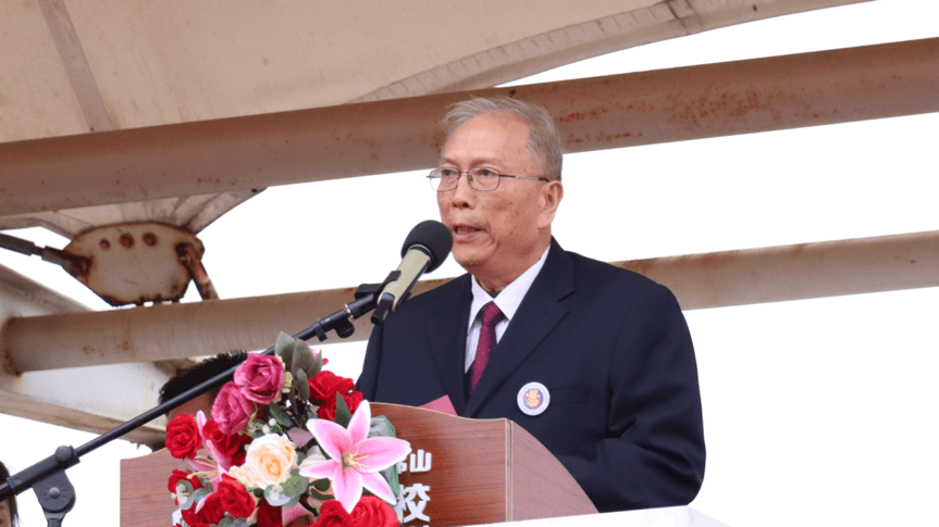 董事长梁志明先生,健美操世锦赛冠军王雨寒亲自为醒狮点睛,"狮舞祥瑞