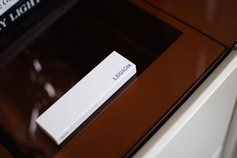 轻巧便携 性能稳定 联想拯救者移动固态硬盘