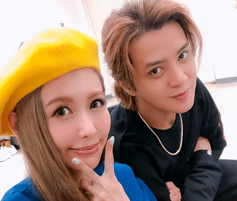 简恺乐被曝卸下人妻身份,单身后复出艰难,网友:和罗志祥凑合过_姐姐