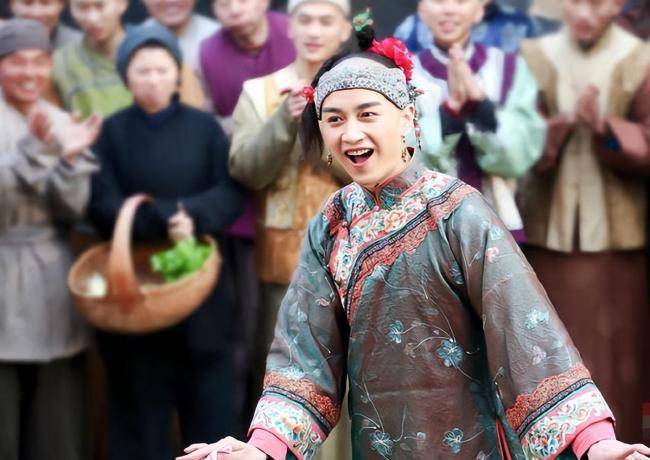 10位男扮女装的男明星,有的比女人还要美,这让女同胞情何以堪_马天宇