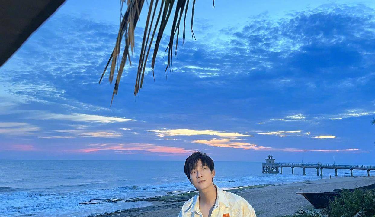 双料冠军陈楚生的"豪宅"火了,布置温馨,没有一丝俗气,真羡慕