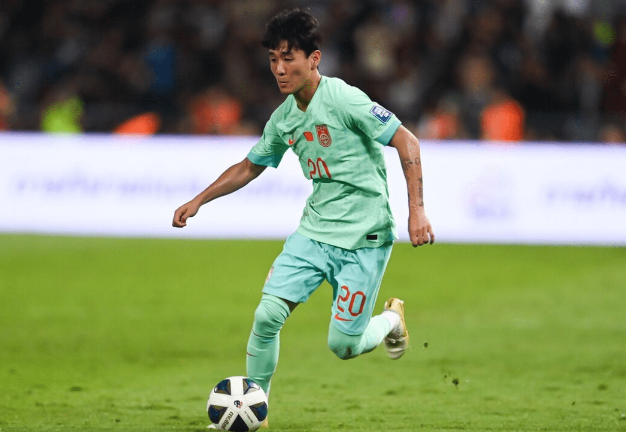 当谭龙以为自己能够打空门的时候,武磊的选择却让他绝望_韦世豪_最佳