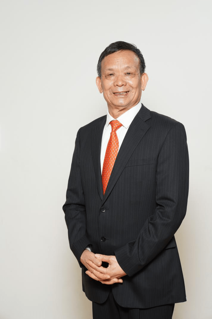 【真灼港股动向】信义系创办人李贤义博士荣获工业界「2023杰出工业家