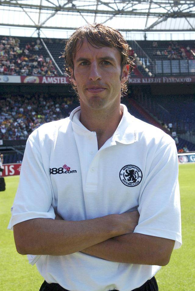 贝肯鲍尔和克鲁伊夫谁更强?_成就_足球_欧冠冠军