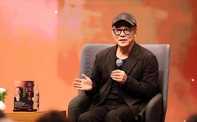 60岁李连杰最近苍老认不出?