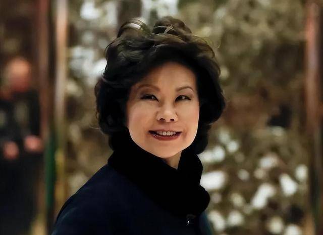 从她个人的角度看,赵小兰的成功是精英的成功,她是"福茂集团"的大小姐