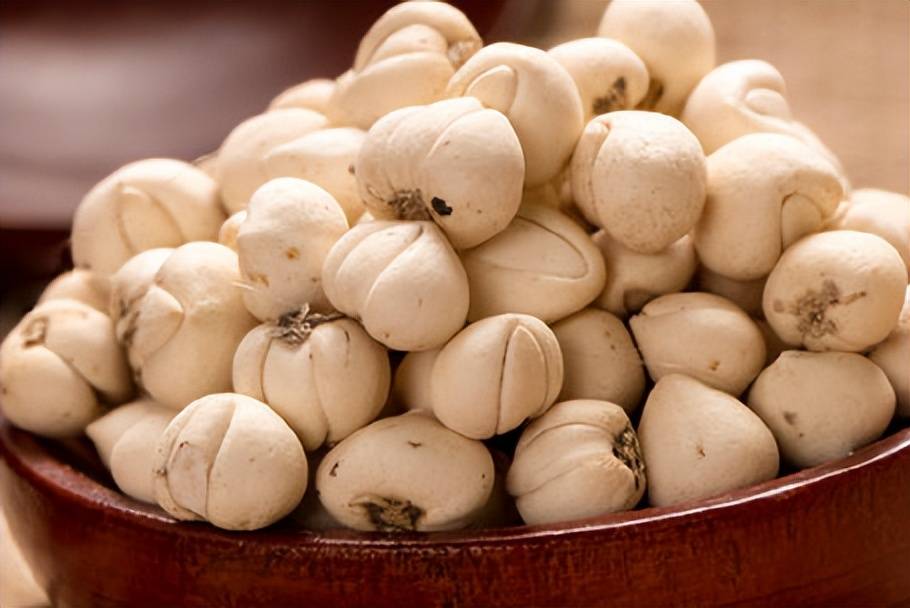 中医珍品——川贝母,有效治疗手抖震颤患者_神经系统_特发性_效果