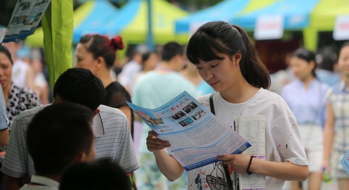 特長清華藝術大學生怎么報名_清華大學藝術特長生_清華大學藝術團特長生