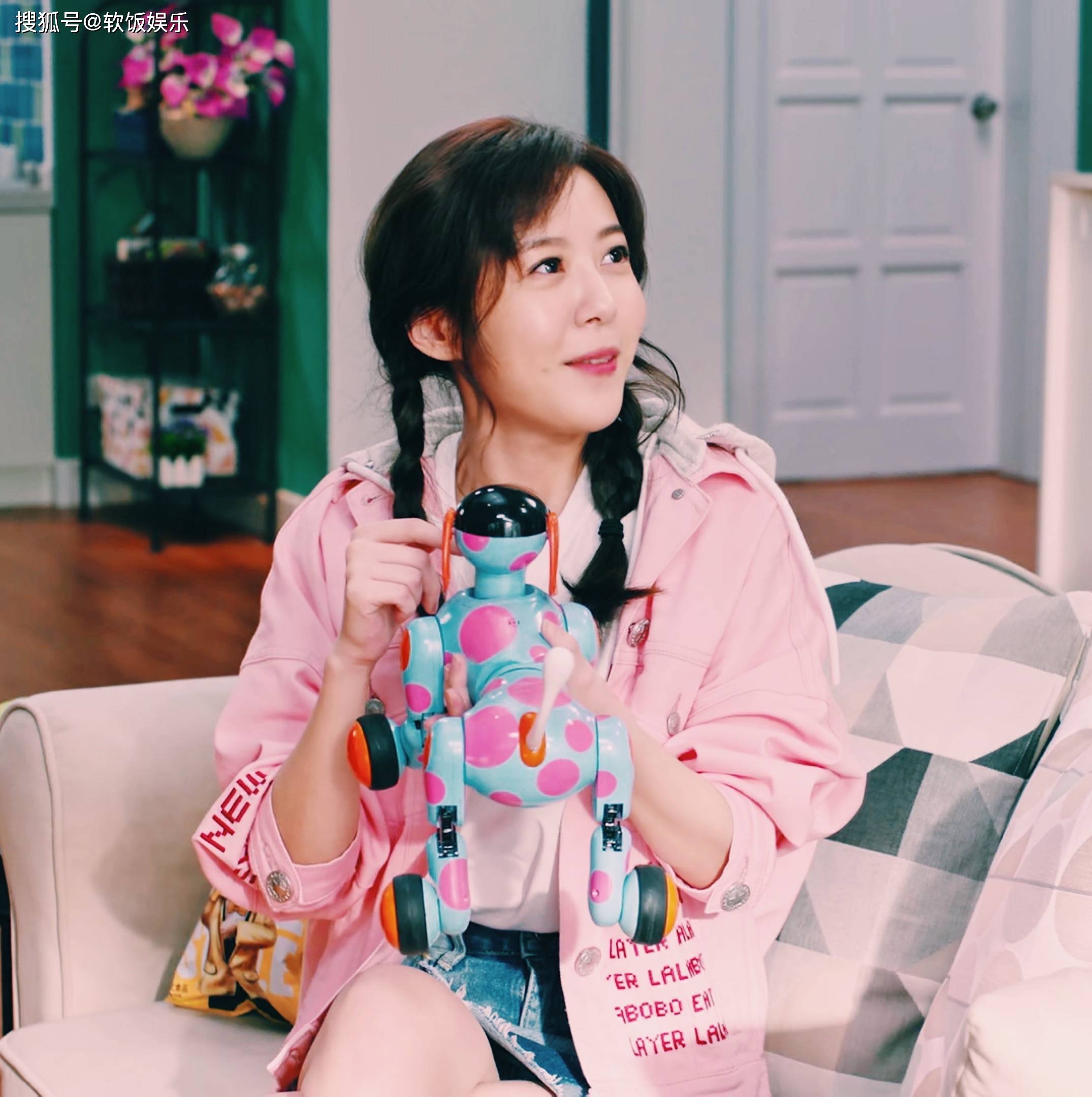 37岁知名女星李金铭高调庆生!