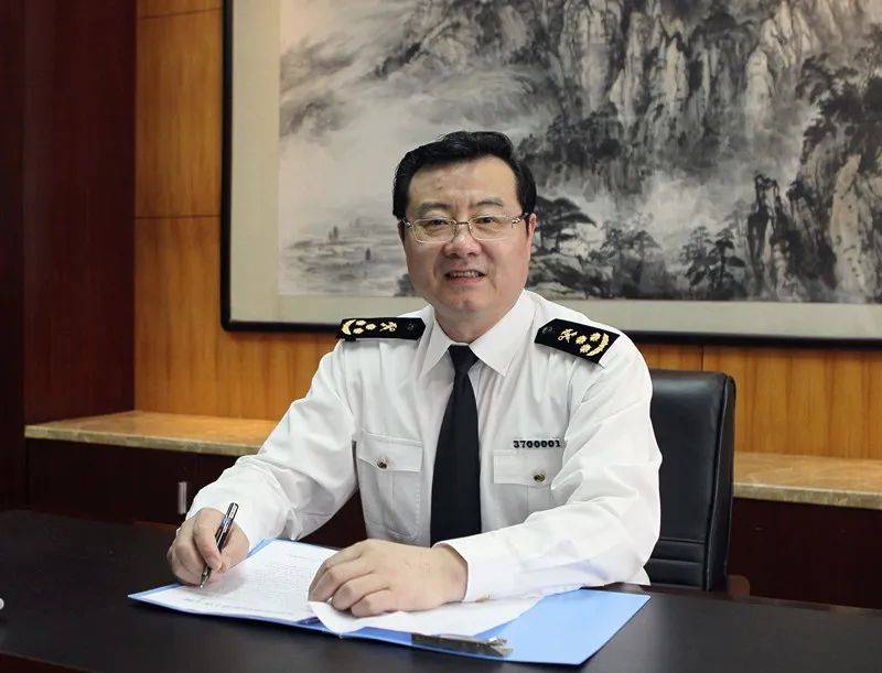 "入关"30余年的"老海关"落马!6年前已被免职_华冰_党组书记_改革