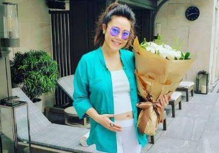 香港一位知名慈善家透露,罗力力的母亲来香港筹备心爱女儿的葬礼,老人