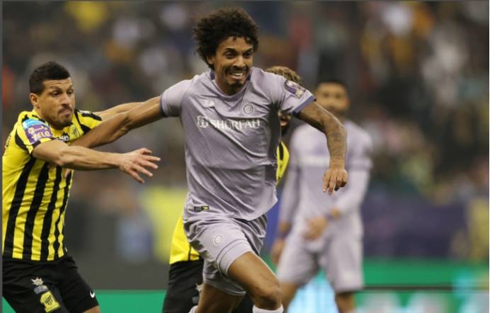 路易斯·古斯塔沃的新家将在他的祖国圣保罗?_巴西_阿尔纳斯尔_赛季