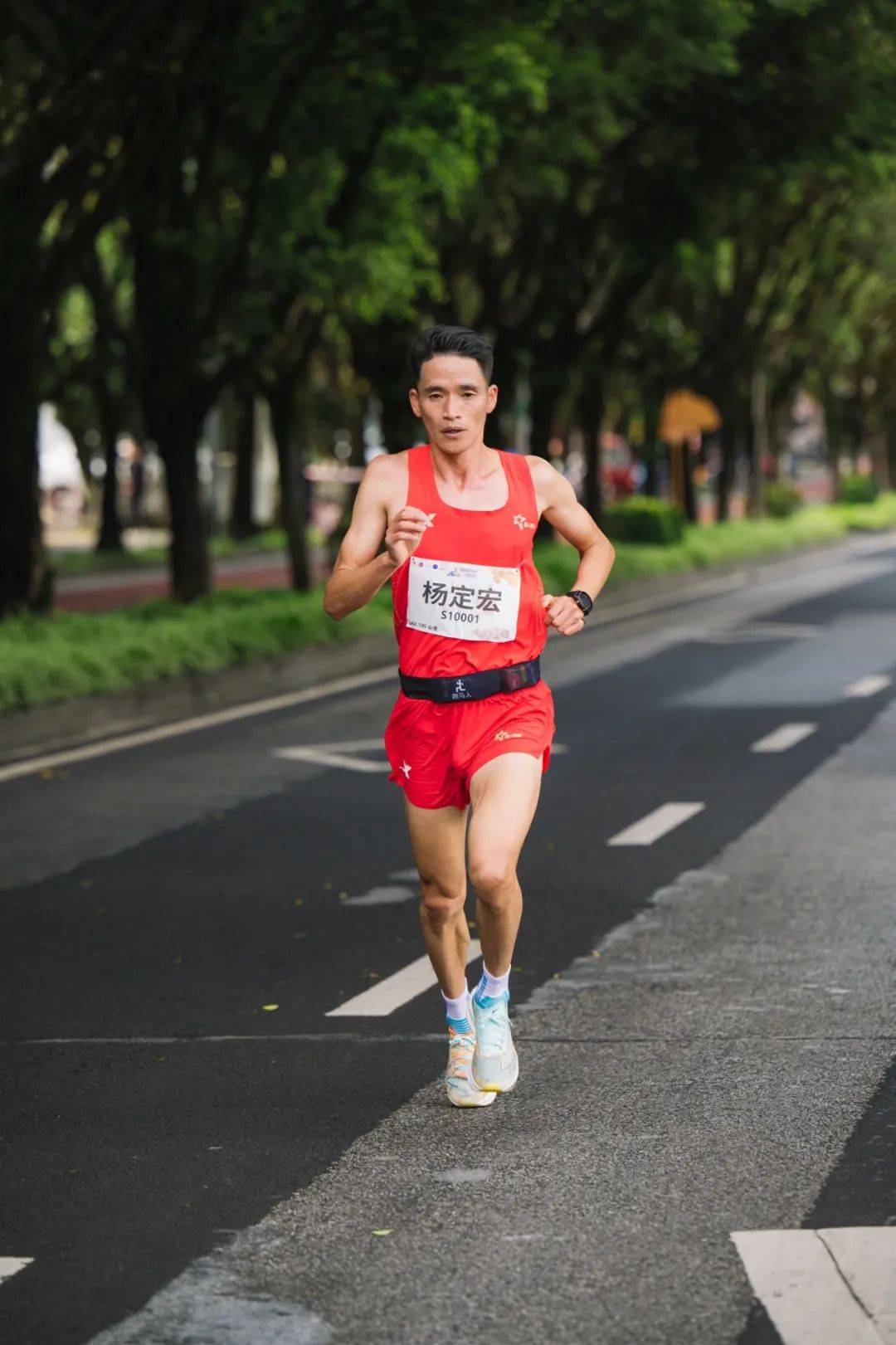 马拉松冠军杨定宏的难言之隐_老杨_比赛_中国田径协会