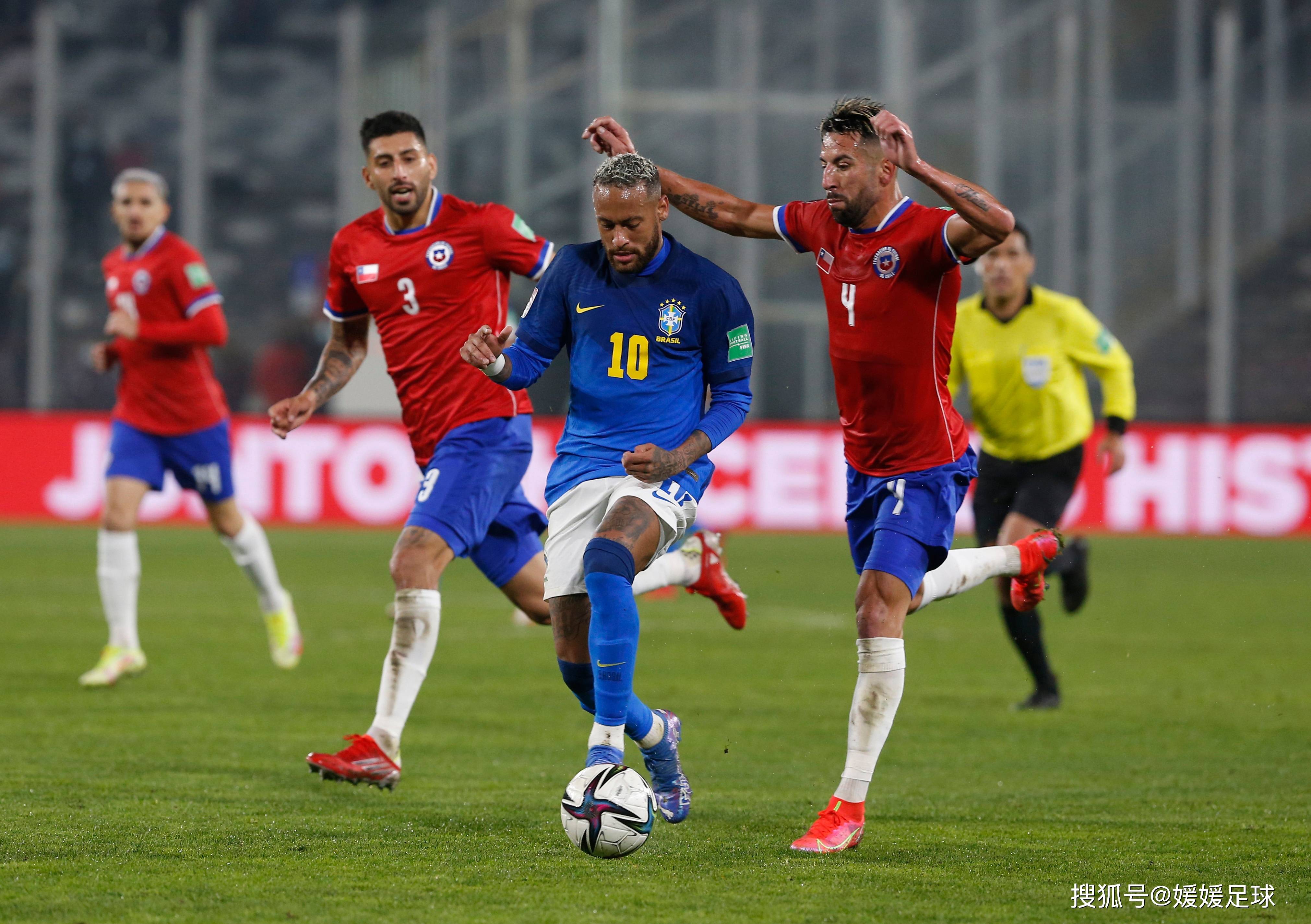 今日足球:乌拉圭vs玻利维亚 厄瓜多尔vs智利_赛事_成绩_比赛场