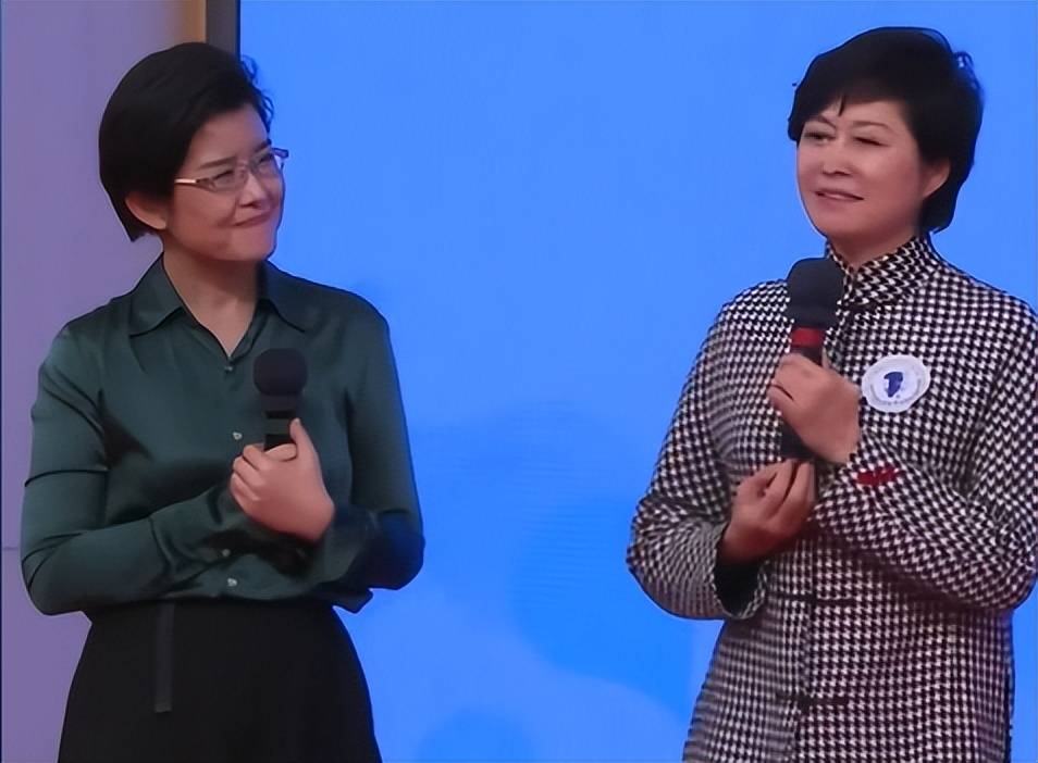 王宁:专访前辈敬一丹,2位央视新闻评论部标志性女主播首度同框_公益