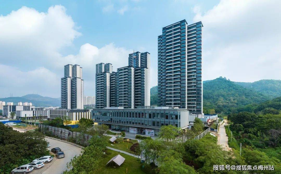 融创翔龙广府一号售楼处24h电话详情|广州融创翔龙广府一号售楼中心