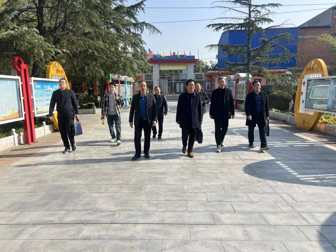 邓州市教体局赴刘集镇中心小学开展"双随机,一公开"监督检查_情况