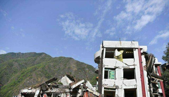 1975年,一份《情报》递到辽宁省委,一天后成功避免15万人伤亡_地震