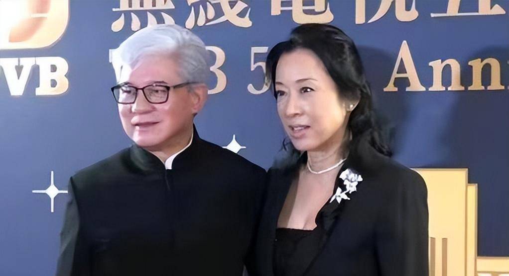 郭晶晶婆婆朱玲玲的童话婚姻被曝终结,"净身出户"她将何去何从_罗康瑞