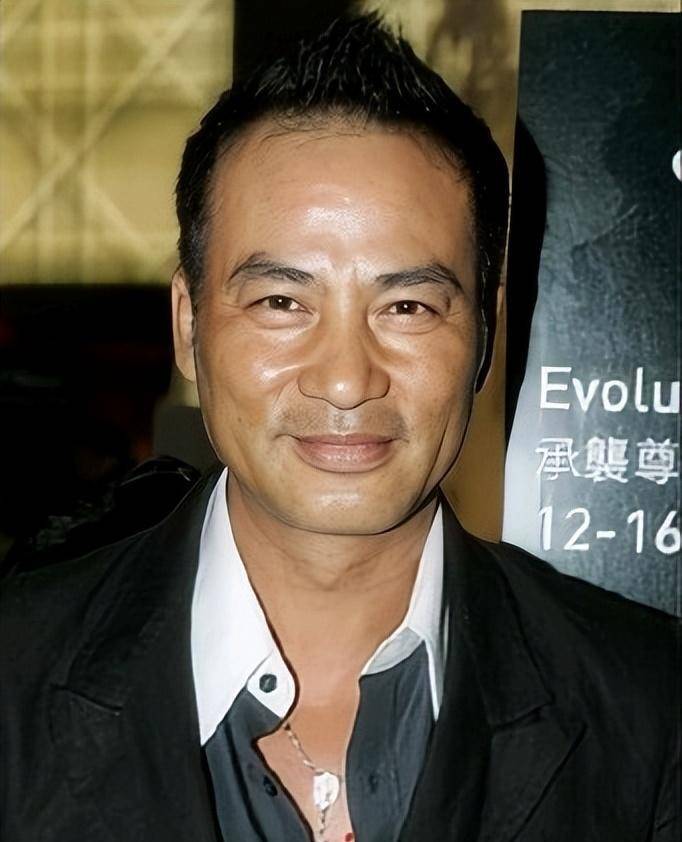 著名演员任达华:因爱不要孩子,50岁看到女儿时热泪盈眶_父亲_生活