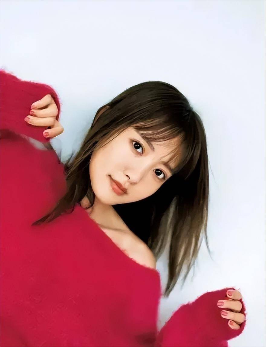 35岁渡边夏菜,清纯甜美让人心动!_运动_魅力_外貌