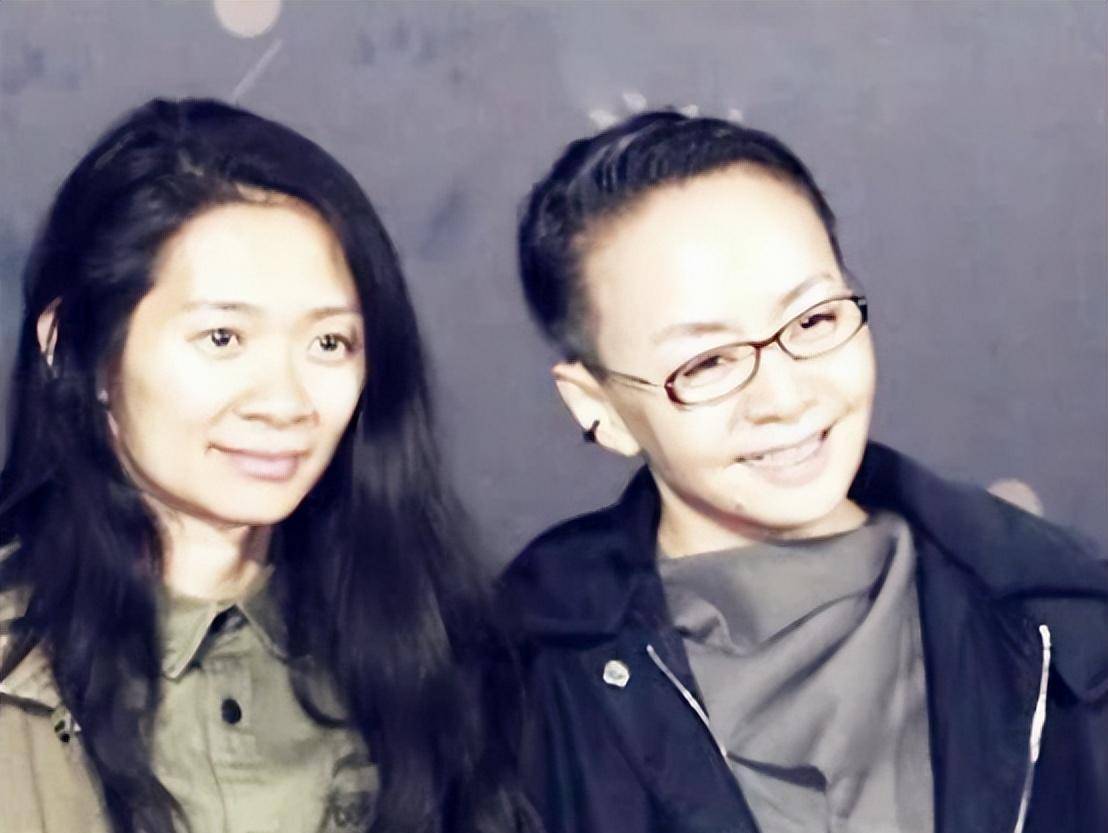 至于继女赵婷,别说是母亲,她直接愤怒地直呼宋丹丹的名字.