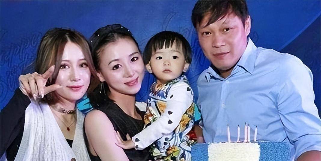 范志毅前妻罕见亮相!