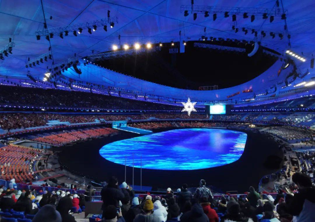 梁思成建筑奖获得者李兴钢当选中国工程院院士_国家_鸟巢_总设计师