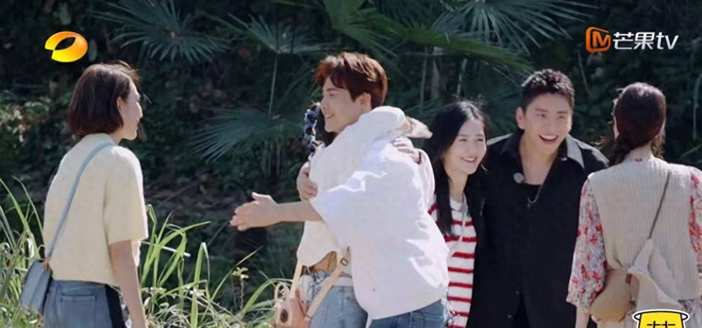 林心如马天宇很熟,分享女儿生活,接送女儿上学是老公疑不会再生