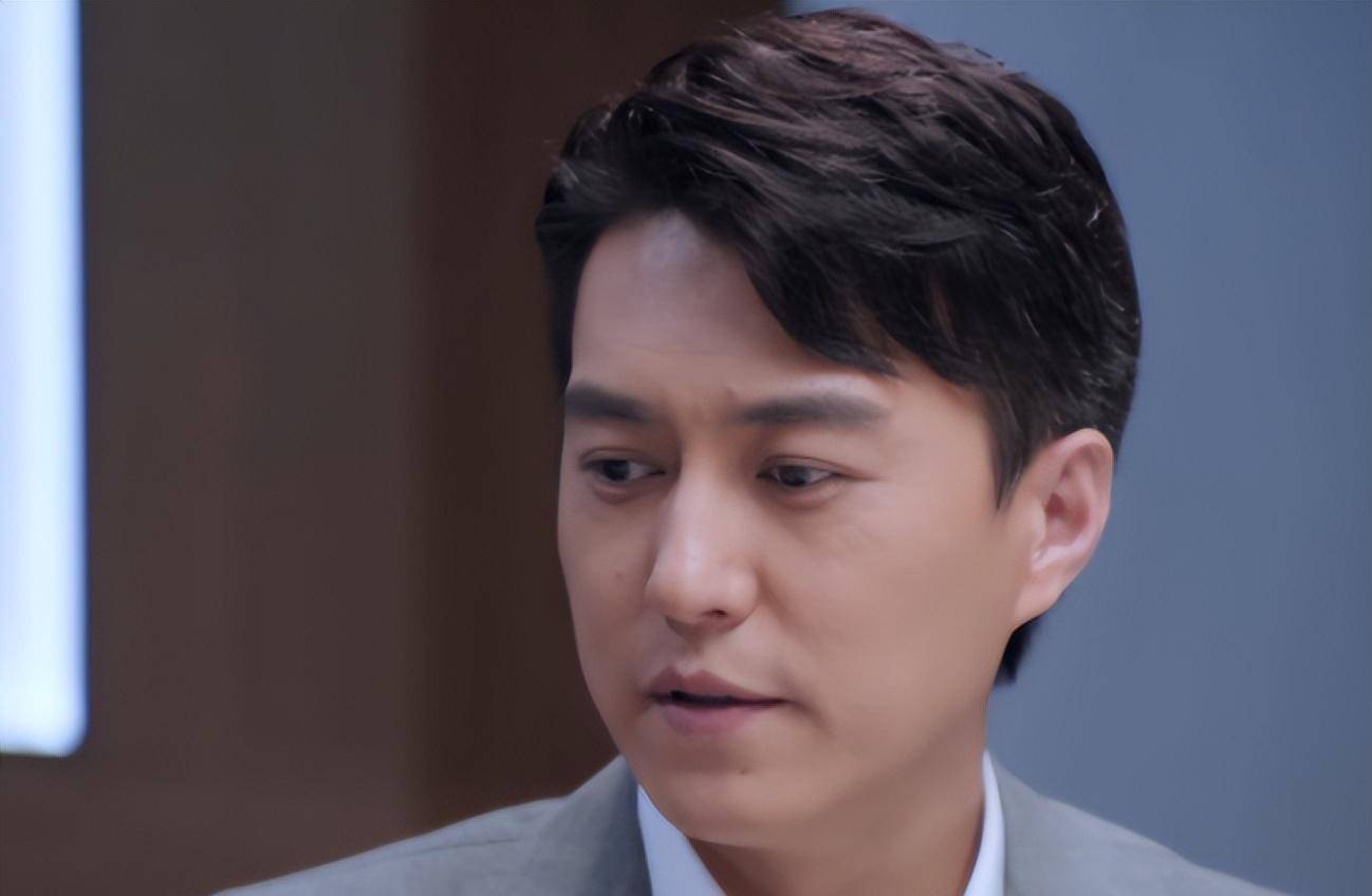 靳东的"老毛病",在新剧中再次展现_角色_精英_生活