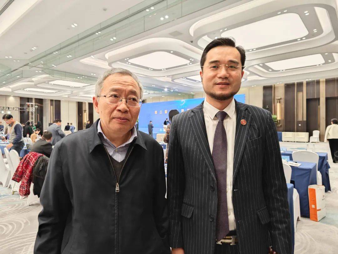 汪安迪携手总统俱乐部亮相《第二届浙江国际经济论坛》,聚焦全球经济